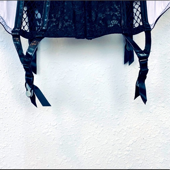 Super Sexy piece by Victoria’s Secret - Picture 5 of 7